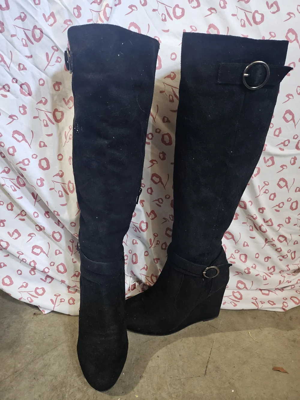 Black Knee-High Wedge Boots - Classic Women's Fashion